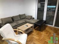 Se izdava namesten stan vo Skopje, Debar Maalo so povrshina od 46 m2.
 Ekstra: Klima, Lift.
 Cena: 400 EUR